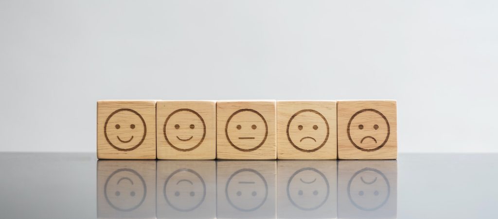 emotion face block. Emoticon for user reviews.